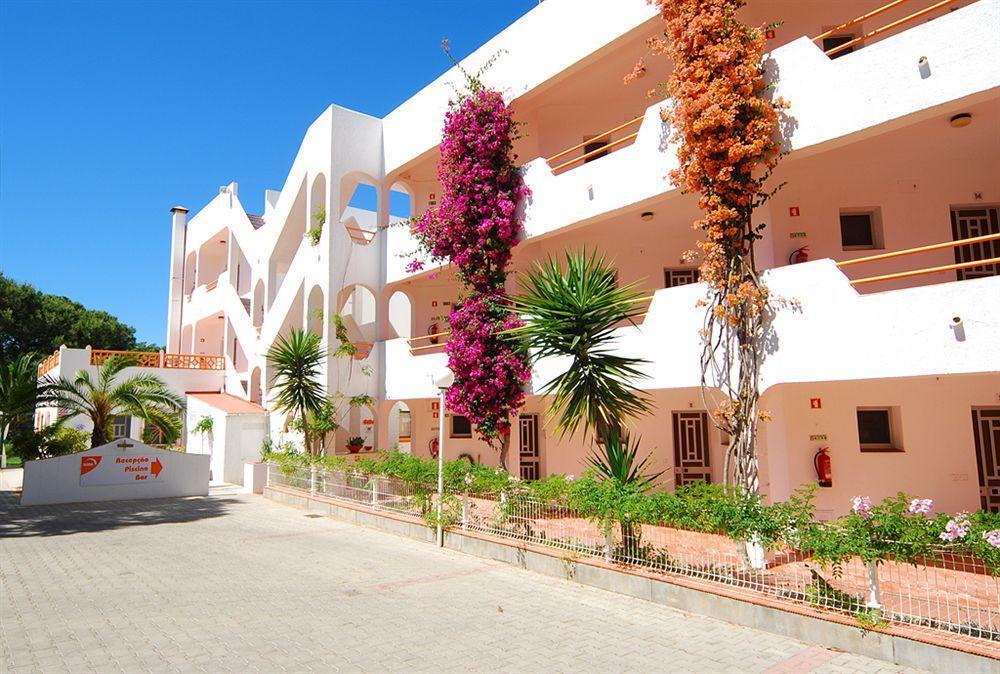 Apartamentos Turisticos Gida By Umbral Quarteira Extérieur photo